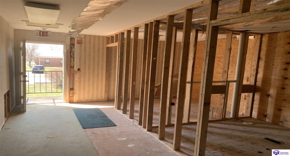 Lincoln Trail Boulevard, Radcliff, Kentucky 40160, ,For Sale,Lincoln Trail Boulevard,HK24000924