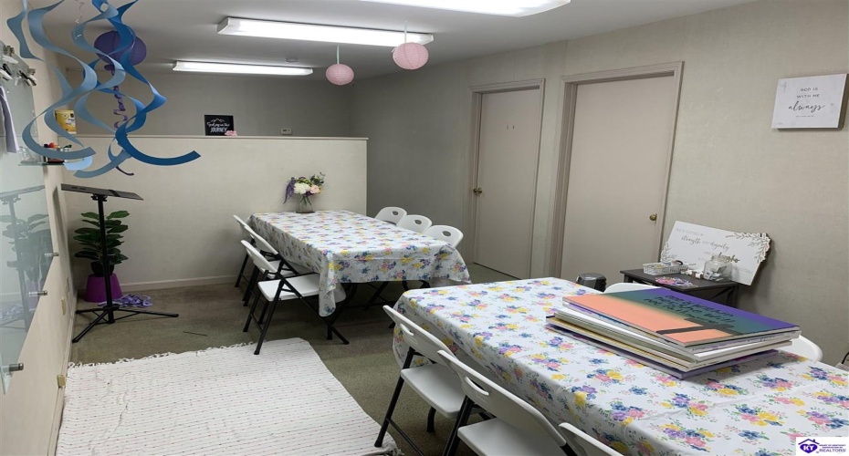 Lincoln Trail Boulevard, Radcliff, Kentucky 40160, ,For Sale,Lincoln Trail Boulevard,HK24000924