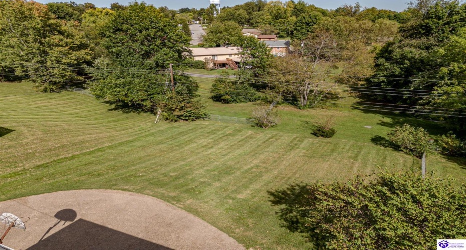 El Dorado Drive, Elizabethtown, Kentucky 42701, ,3 BathroomsBathrooms,For Sale,El Dorado Drive,HK24003783