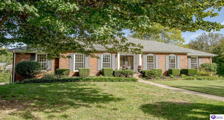 El Dorado Drive, Elizabethtown, Kentucky 42701, ,3 BathroomsBathrooms,For Sale,El Dorado Drive,HK24003783