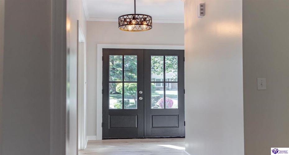 El Dorado Drive, Elizabethtown, Kentucky 42701, ,3 BathroomsBathrooms,For Sale,El Dorado Drive,HK24003783