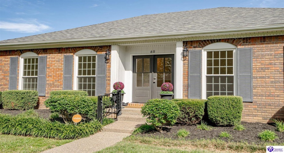 El Dorado Drive, Elizabethtown, Kentucky 42701, ,3 BathroomsBathrooms,For Sale,El Dorado Drive,HK24003783