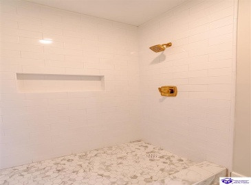 El Dorado Drive, Elizabethtown, Kentucky 42701, ,3 BathroomsBathrooms,For Sale,El Dorado Drive,HK24003783 El Dorado Drive, Elizabethtown, Kentucky 42701, ,3 BathroomsBathrooms,For Sale,El Dorado Drive,HK24003783