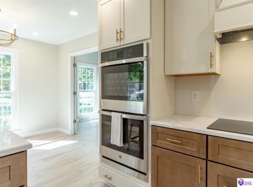 El Dorado Drive, Elizabethtown, Kentucky 42701, ,3 BathroomsBathrooms,For Sale,El Dorado Drive,HK24003783 El Dorado Drive, Elizabethtown, Kentucky 42701, ,3 BathroomsBathrooms,For Sale,El Dorado Drive,HK24003783