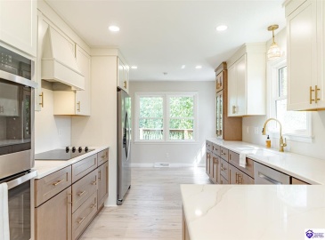 El Dorado Drive, Elizabethtown, Kentucky 42701, ,3 BathroomsBathrooms,For Sale,El Dorado Drive,HK24003783 El Dorado Drive, Elizabethtown, Kentucky 42701, ,3 BathroomsBathrooms,For Sale,El Dorado Drive,HK24003783