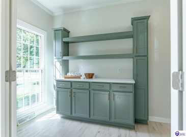 El Dorado Drive, Elizabethtown, Kentucky 42701, ,3 BathroomsBathrooms,For Sale,El Dorado Drive,HK24003783 El Dorado Drive, Elizabethtown, Kentucky 42701, ,3 BathroomsBathrooms,For Sale,El Dorado Drive,HK24003783