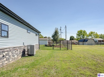 Marian Court, Elizabethtown, Kentucky 42701, ,2 BathroomsBathrooms,For Sale,Marian Court,HK24003784 Marian Court, Elizabethtown, Kentucky 42701, ,2 BathroomsBathrooms,For Sale,Marian Court,HK24003784