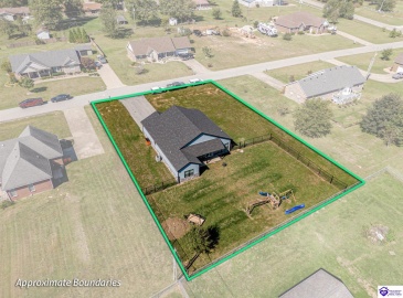 Marian Court, Elizabethtown, Kentucky 42701, ,2 BathroomsBathrooms,For Sale,Marian Court,HK24003784 Marian Court, Elizabethtown, Kentucky 42701, ,2 BathroomsBathrooms,For Sale,Marian Court,HK24003784