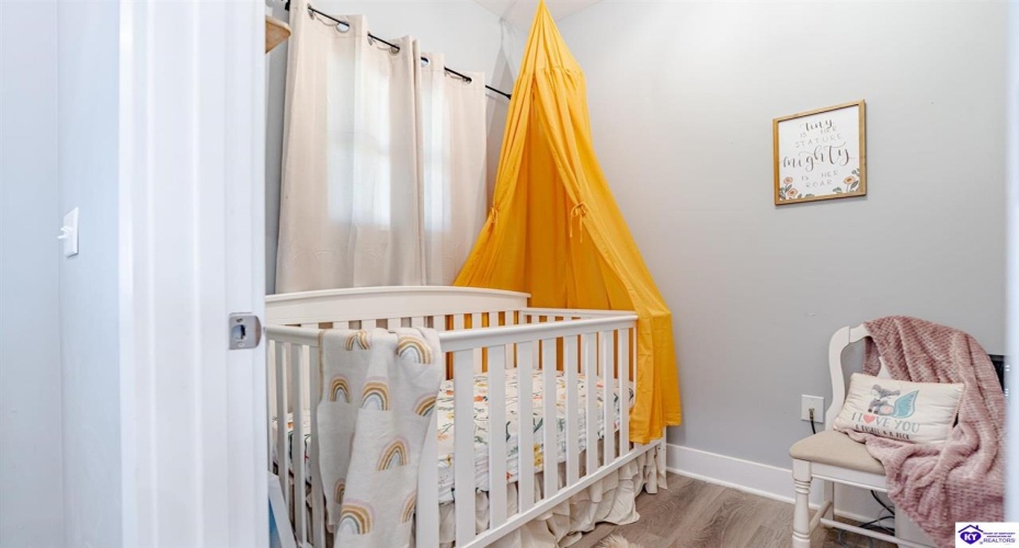 Marian Court, Elizabethtown, Kentucky 42701, ,2 BathroomsBathrooms,For Sale,Marian Court,HK24003784