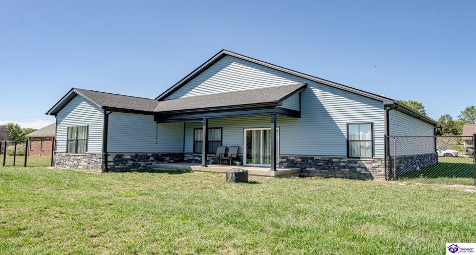 Marian Court, Elizabethtown, Kentucky 42701, ,2 BathroomsBathrooms,For Sale,Marian Court,HK24003784