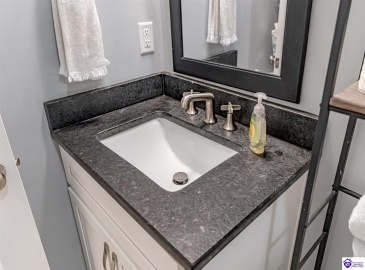 Marian Court, Elizabethtown, Kentucky 42701, ,2 BathroomsBathrooms,For Sale,Marian Court,HK24003784 Marian Court, Elizabethtown, Kentucky 42701, ,2 BathroomsBathrooms,For Sale,Marian Court,HK24003784