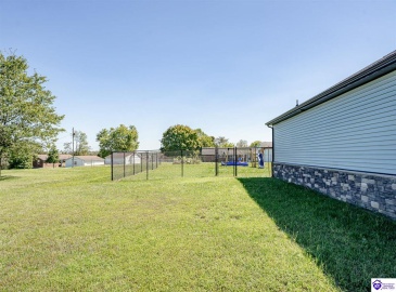 Marian Court, Elizabethtown, Kentucky 42701, ,2 BathroomsBathrooms,For Sale,Marian Court,HK24003784 Marian Court, Elizabethtown, Kentucky 42701, ,2 BathroomsBathrooms,For Sale,Marian Court,HK24003784