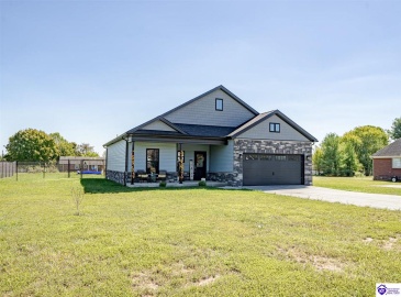 Marian Court, Elizabethtown, Kentucky 42701, ,2 BathroomsBathrooms,For Sale,Marian Court,HK24003784