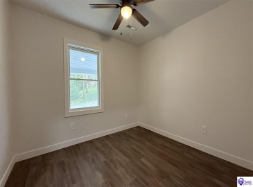 E Hodgenville Ave, Greensburg, Kentucky 42743, ,2 BathroomsBathrooms,For Sale,E Hodgenville Ave,HK24003786 E Hodgenville Ave, Greensburg, Kentucky 42743, ,2 BathroomsBathrooms,For Sale,E Hodgenville Ave,HK24003786