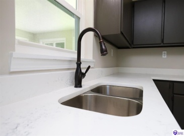 Deer Haven Drive, Elizabethtown, Kentucky 42701, ,3 BathroomsBathrooms,For Sale,Deer Haven Drive,HK24003789 Deer Haven Drive, Elizabethtown, Kentucky 42701, ,3 BathroomsBathrooms,For Sale,Deer Haven Drive,HK24003789