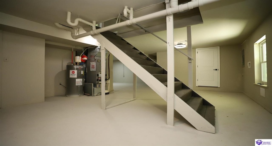 Deer Haven Drive, Elizabethtown, Kentucky 42701, ,3 BathroomsBathrooms,For Sale,Deer Haven Drive,HK24003789