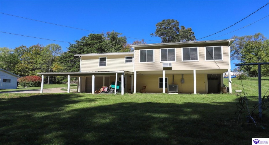 Deer Haven Drive, Elizabethtown, Kentucky 42701, ,3 BathroomsBathrooms,For Sale,Deer Haven Drive,HK24003789