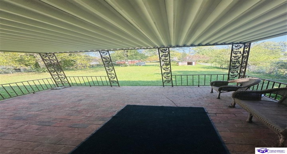 Robinson Avenue, Campbellsville, Kentucky 42718, ,3 BathroomsBathrooms,For Sale,Robinson Avenue,HK24003794