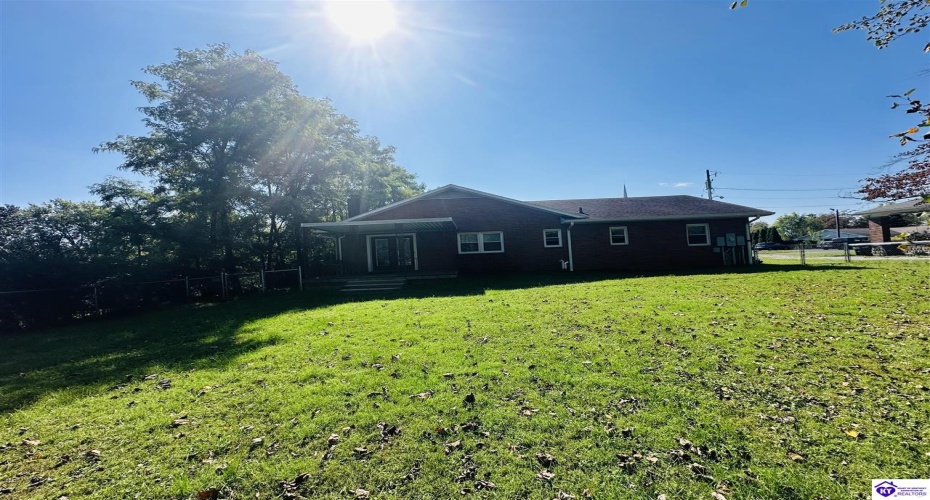 Robinson Avenue, Campbellsville, Kentucky 42718, ,3 BathroomsBathrooms,For Sale,Robinson Avenue,HK24003794