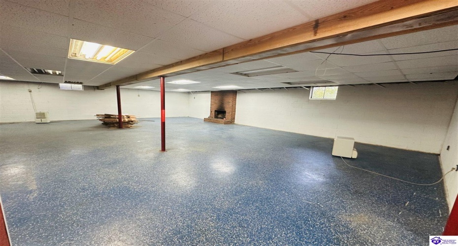 Robinson Avenue, Campbellsville, Kentucky 42718, ,3 BathroomsBathrooms,For Sale,Robinson Avenue,HK24003794