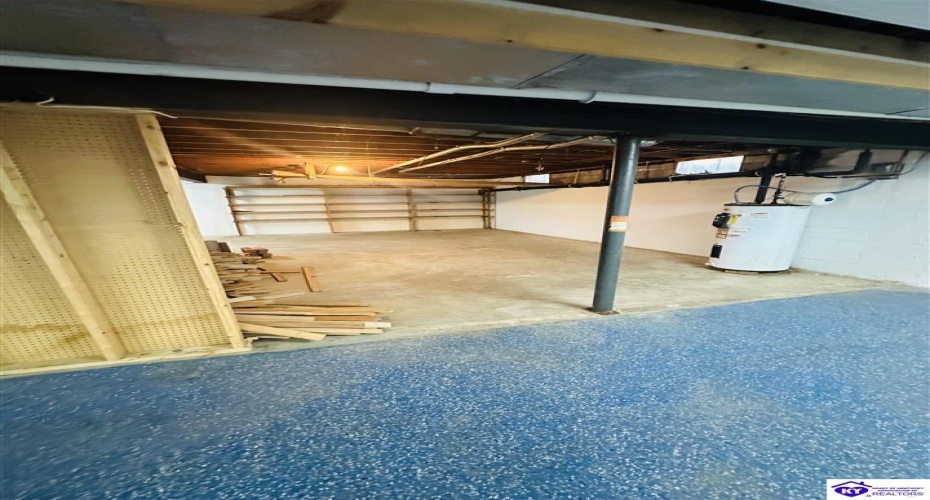 Robinson Avenue, Campbellsville, Kentucky 42718, ,3 BathroomsBathrooms,For Sale,Robinson Avenue,HK24003794