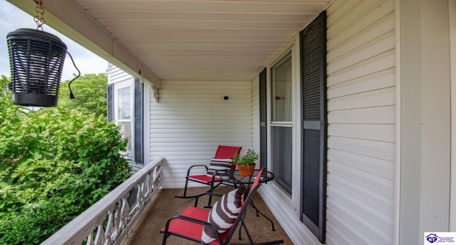 St John Road, Elizabethtown, Kentucky 42701, ,4 BathroomsBathrooms,For Sale,St John Road,HK24003601