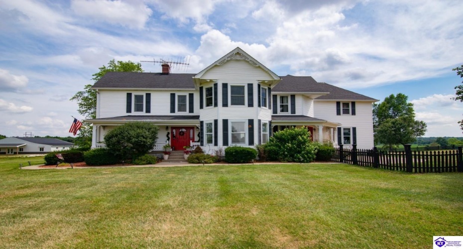 St John Road, Elizabethtown, Kentucky 42701, ,4 BathroomsBathrooms,For Sale,St John Road,HK24003601