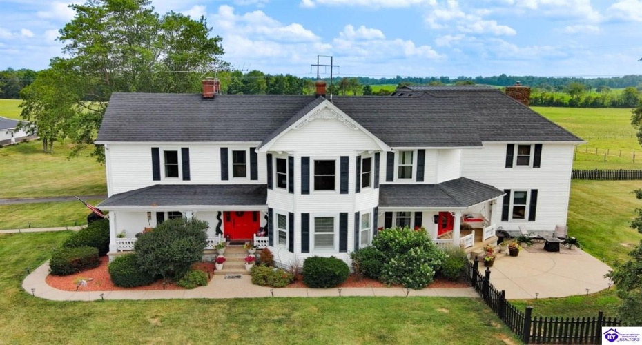 St John Road, Elizabethtown, Kentucky 42701, ,4 BathroomsBathrooms,For Sale,St John Road,HK24003601