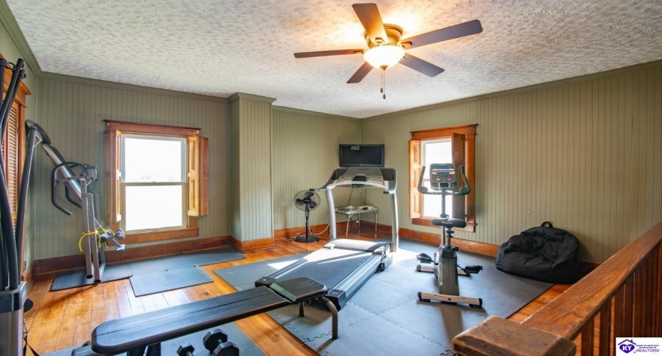 St John Road, Elizabethtown, Kentucky 42701, ,4 BathroomsBathrooms,For Sale,St John Road,HK24003601