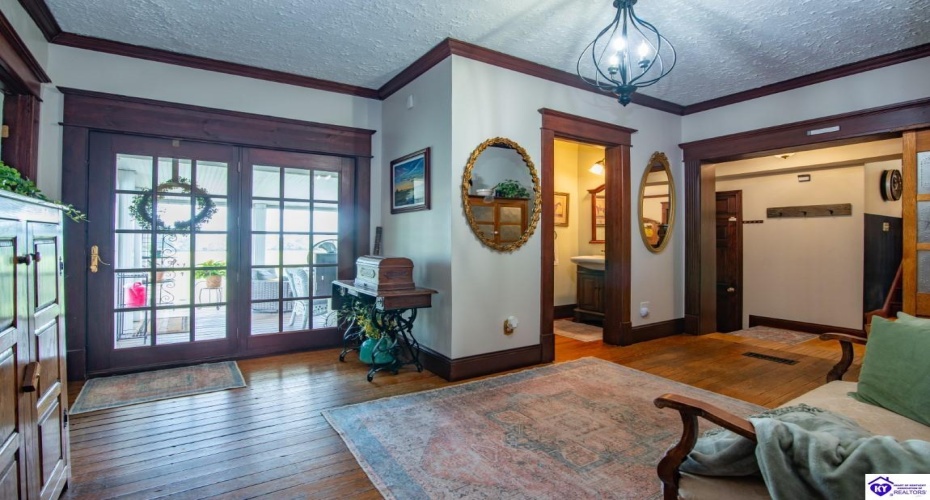 St John Road, Elizabethtown, Kentucky 42701, ,4 BathroomsBathrooms,For Sale,St John Road,HK24003601