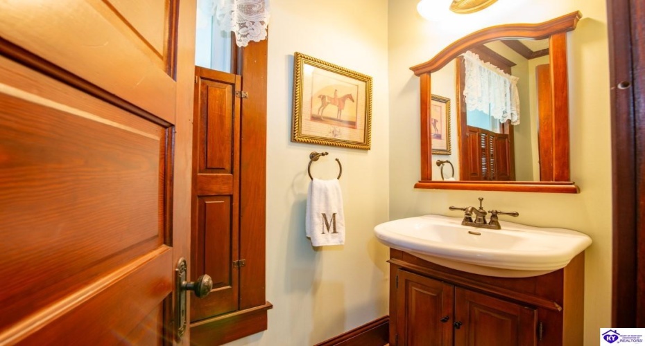 St John Road, Elizabethtown, Kentucky 42701, ,4 BathroomsBathrooms,For Sale,St John Road,HK24003601