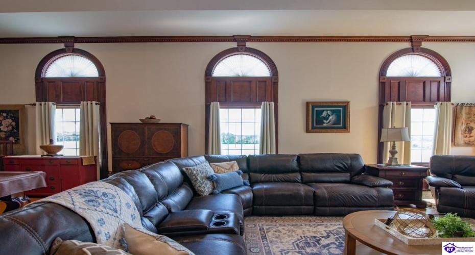 St John Road, Elizabethtown, Kentucky 42701, ,4 BathroomsBathrooms,For Sale,St John Road,HK24003601