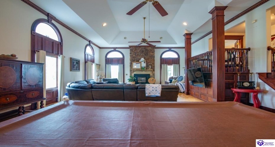 St John Road, Elizabethtown, Kentucky 42701, ,4 BathroomsBathrooms,For Sale,St John Road,HK24003601