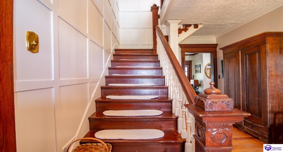 St John Road, Elizabethtown, Kentucky 42701, ,4 BathroomsBathrooms,For Sale,St John Road,HK24003601