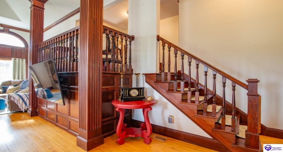 St John Road, Elizabethtown, Kentucky 42701, ,4 BathroomsBathrooms,For Sale,St John Road,HK24003601