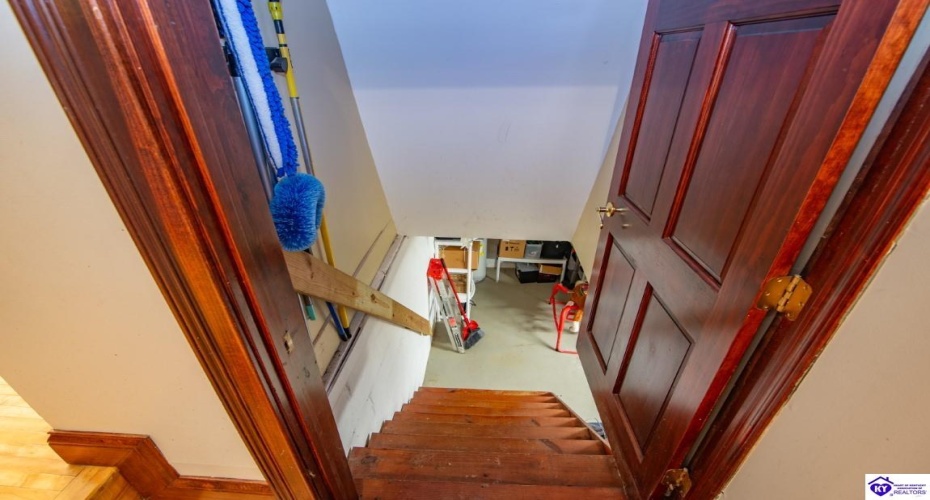 St John Road, Elizabethtown, Kentucky 42701, ,4 BathroomsBathrooms,For Sale,St John Road,HK24003601