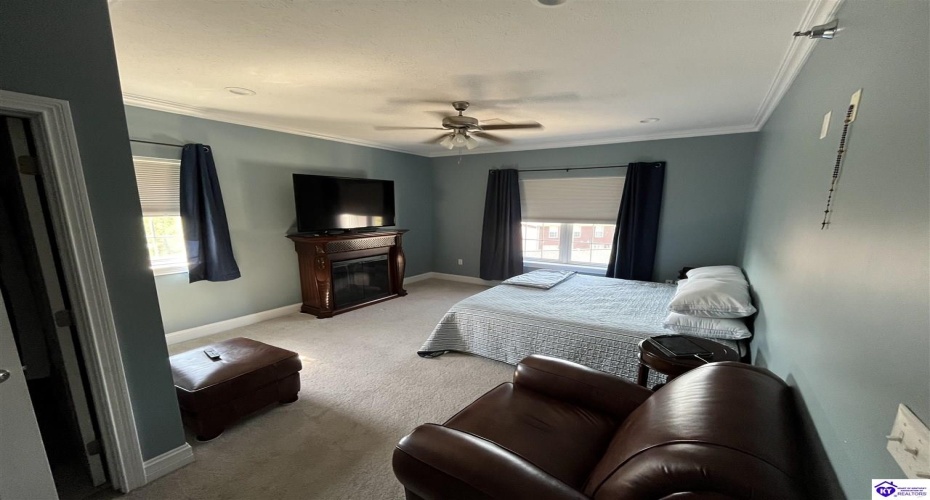 Chase Way, Elizabethtown, Kentucky 42701, ,2 BathroomsBathrooms,For Sale,Chase Way,HK24003795 Chase Way, Elizabethtown, Kentucky 42701, ,2 BathroomsBathrooms,For Sale,Chase Way,HK24003795