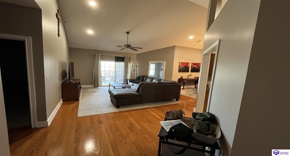 Chase Way, Elizabethtown, Kentucky 42701, ,2 BathroomsBathrooms,For Sale,Chase Way,HK24003795 Chase Way, Elizabethtown, Kentucky 42701, ,2 BathroomsBathrooms,For Sale,Chase Way,HK24003795