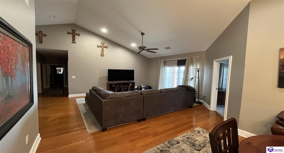 Chase Way, Elizabethtown, Kentucky 42701, ,2 BathroomsBathrooms,For Sale,Chase Way,HK24003795 Chase Way, Elizabethtown, Kentucky 42701, ,2 BathroomsBathrooms,For Sale,Chase Way,HK24003795