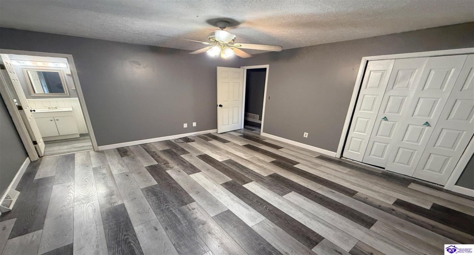 Kentucky Circle, Radcliff, Kentucky 40160, ,2 BathroomsBathrooms,For Sale,Kentucky Circle,HK24003796 Kentucky Circle, Radcliff, Kentucky 40160, ,2 BathroomsBathrooms,For Sale,Kentucky Circle,HK24003796