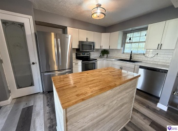 Kentucky Circle, Radcliff, Kentucky 40160, ,2 BathroomsBathrooms,For Sale,Kentucky Circle,HK24003796 Kentucky Circle, Radcliff, Kentucky 40160, ,2 BathroomsBathrooms,For Sale,Kentucky Circle,HK24003796