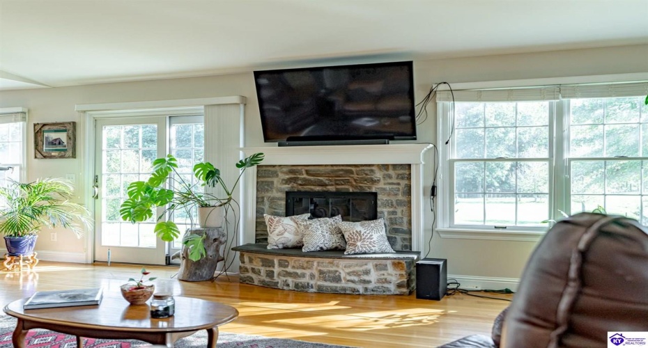 Copelin Road, White Mills, Kentucky 42788, ,4 BathroomsBathrooms,For Sale,Copelin Road,HK24003798