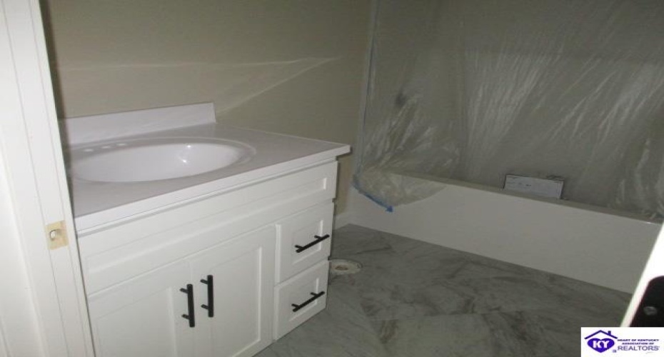 Bearwallow Road, Springfield, Kentucky 40069, ,2 BathroomsBathrooms,For Sale,Bearwallow Road,HK24003799 Bearwallow Road, Springfield, Kentucky 40069, ,2 BathroomsBathrooms,For Sale,Bearwallow Road,HK24003799