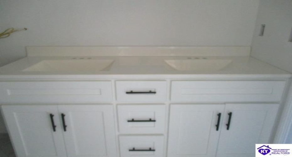 Bearwallow Road, Springfield, Kentucky 40069, ,2 BathroomsBathrooms,For Sale,Bearwallow Road,HK24003799 Bearwallow Road, Springfield, Kentucky 40069, ,2 BathroomsBathrooms,For Sale,Bearwallow Road,HK24003799