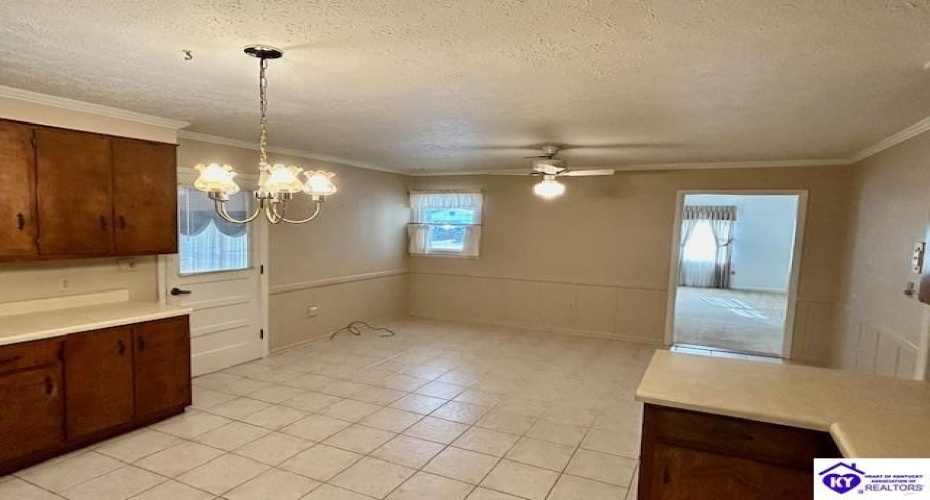 Western Drive, Campbellsville, Kentucky 42718, ,2 BathroomsBathrooms,For Sale,Western Drive,HK24003806 Western Drive, Campbellsville, Kentucky 42718, ,2 BathroomsBathrooms,For Sale,Western Drive,HK24003806