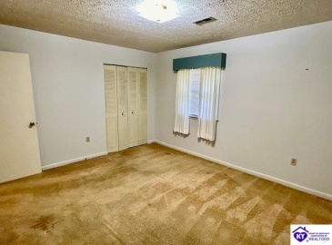 Western Drive, Campbellsville, Kentucky 42718, ,2 BathroomsBathrooms,For Sale,Western Drive,HK24003806