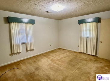 Western Drive, Campbellsville, Kentucky 42718, ,2 BathroomsBathrooms,For Sale,Western Drive,HK24003806