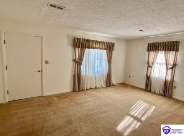 Western Drive, Campbellsville, Kentucky 42718, ,2 BathroomsBathrooms,For Sale,Western Drive,HK24003806