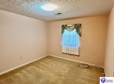 Western Drive, Campbellsville, Kentucky 42718, ,2 BathroomsBathrooms,For Sale,Western Drive,HK24003806