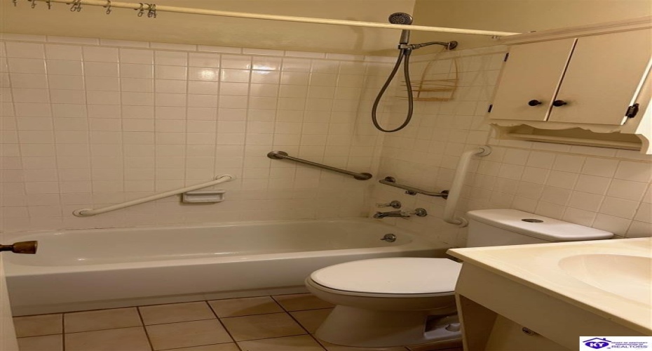 Western Drive, Campbellsville, Kentucky 42718, ,2 BathroomsBathrooms,For Sale,Western Drive,HK24003806 Western Drive, Campbellsville, Kentucky 42718, ,2 BathroomsBathrooms,For Sale,Western Drive,HK24003806